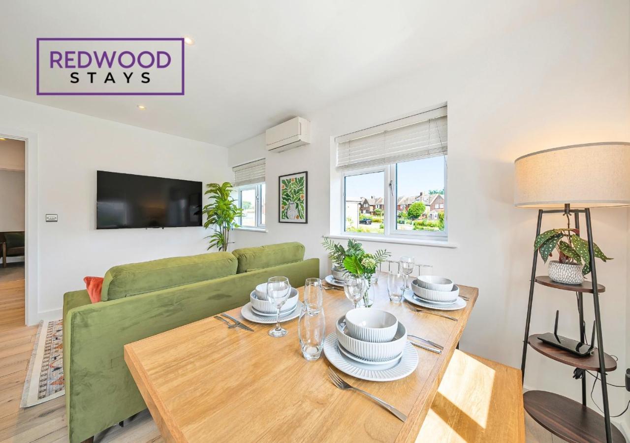 Modern Serviced Apartments For Contractors & Families With Free Parking, Wifi & Netflix By Redwood Stays Basingstoke Zewnętrze zdjęcie