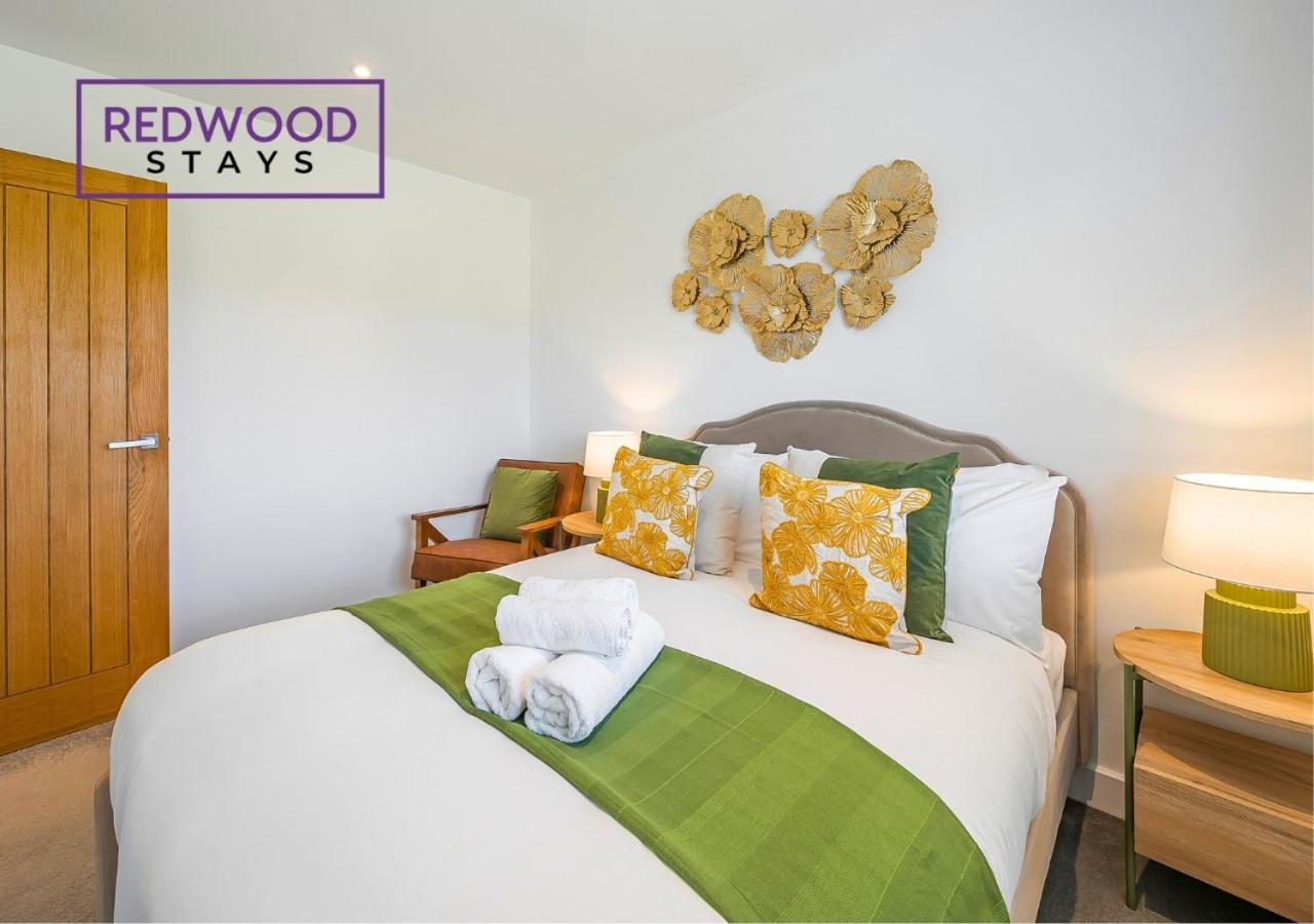 Modern Serviced Apartments For Contractors & Families With Free Parking, Wifi & Netflix By Redwood Stays Basingstoke Zewnętrze zdjęcie